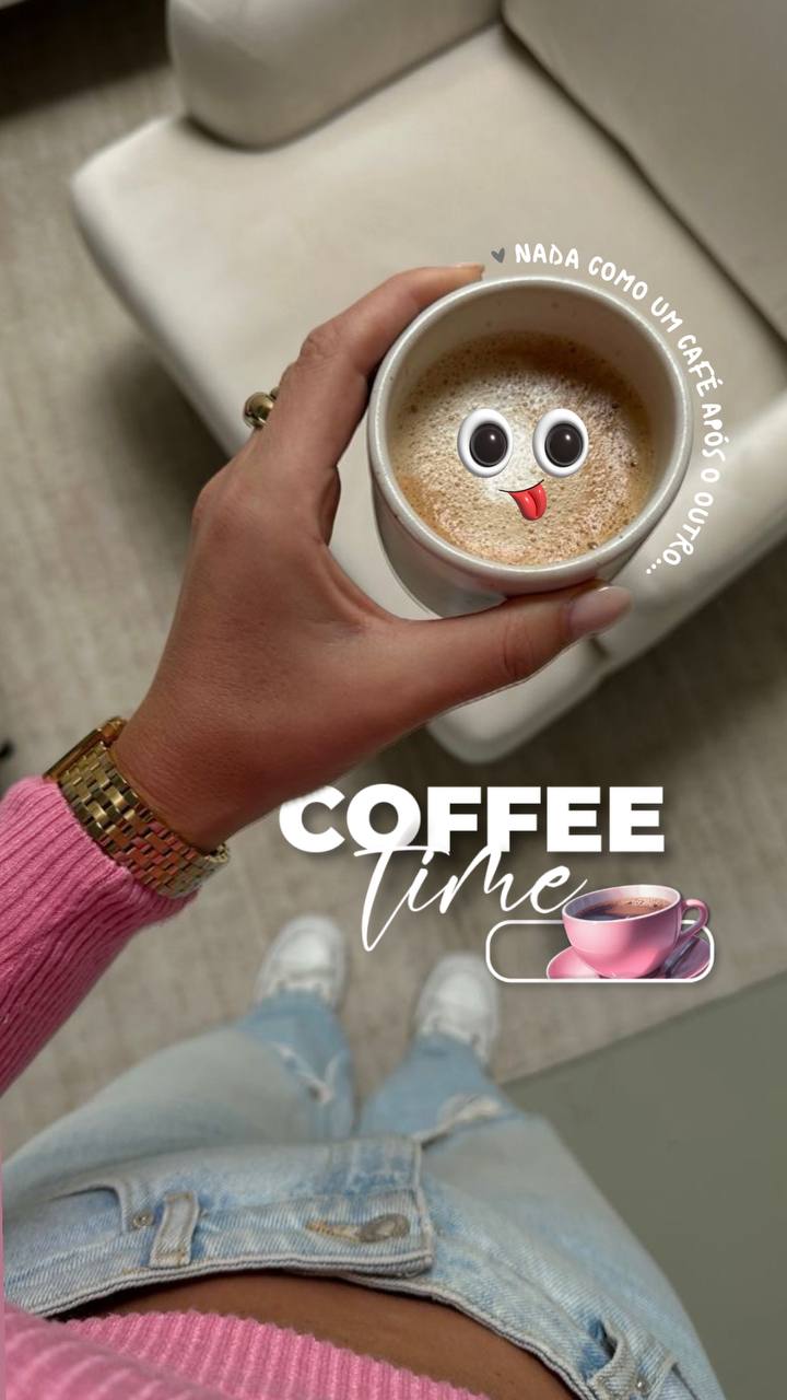 Story de coffee time decorado com figurinhas do Toque Criativo
